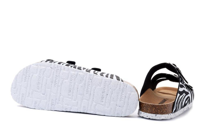 Dr. Brinkmann 700077-01 - klapki damskie zebra