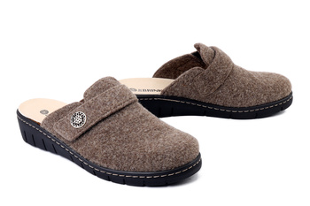 Dr. Brinkmann 700645-02 - kapcie damskie nuss