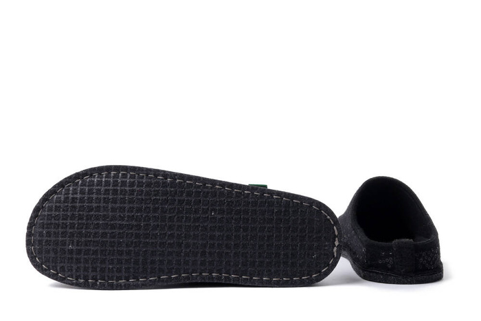 Dr. Brinkmann 320219-01 - kapcie damskie czarne