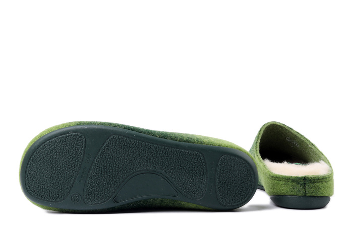 Dr. Brinkmann 320714-71 - kapcie damskie hellgrun