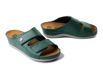 Dr. Brinkmann 700743-07 - klapki damskie zielone