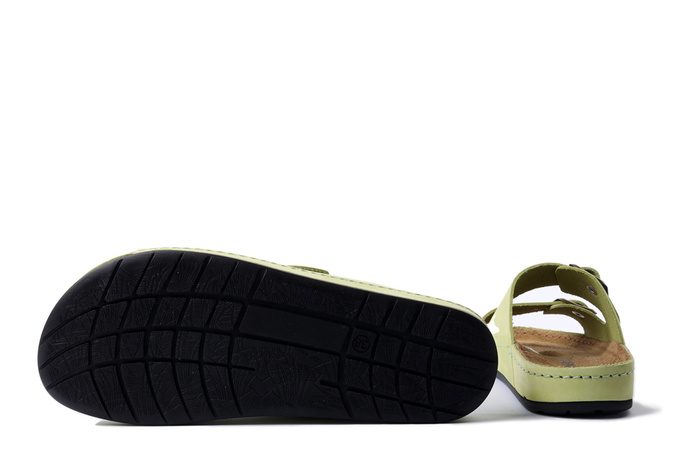 Dr. Brinkmann 700694-71 - klapki damskie hellgrun
