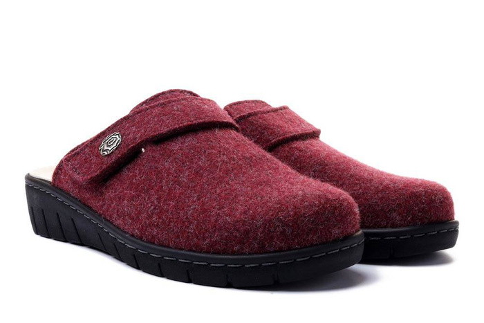Dr. Brinkmann 700081-41 - klapki damskie bordowe