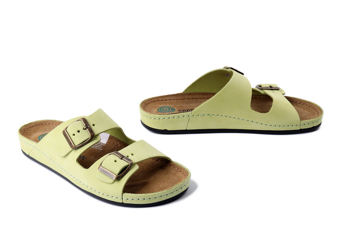 Dr. Brinkmann 700694-71 - klapki damskie hellgrun