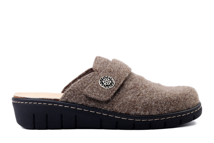 Dr. Brinkmann 700645-02 - kapcie damskie nuss