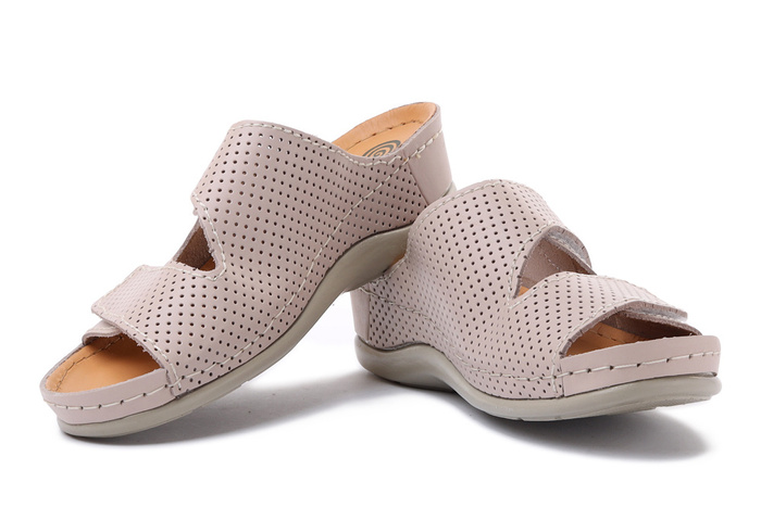 Dr. Brinkmann 700568-81 - klapki damskie beżowe