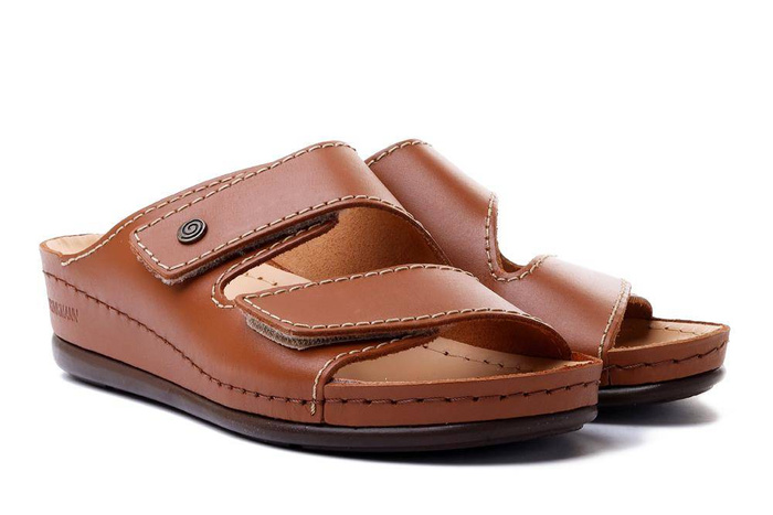 Dr. Brinkmann 702793-02 - klapki damskie natur