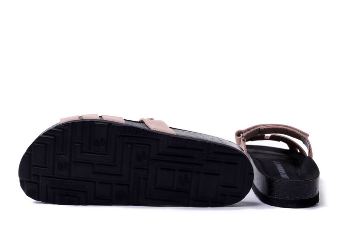 Dr. Brinkmann 700509-42 - klapki damskie nude