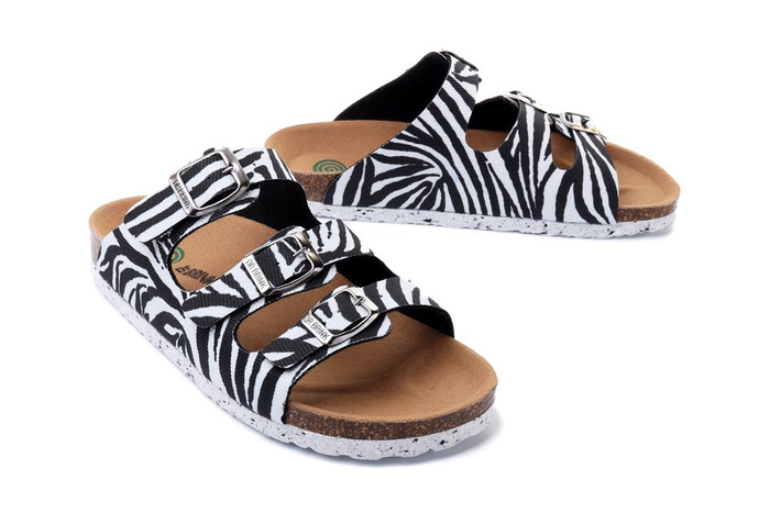Dr. Brinkmann 700077-01 - klapki damskie zebra