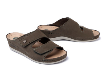 Dr. Brinkmann 700935-07 - klapki damskie khaki