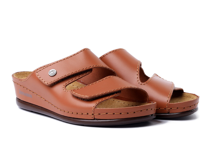 Dr. Brinkmann 700617-21 - klapki damskie cognac