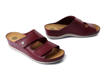 Dr. Brinkmann 700617-41 - klapki damskie bordowe
