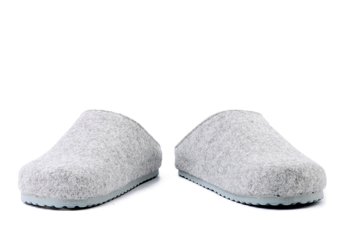 Dr. Brinkmann 320261-91 - kapcie damskie jasnoszare