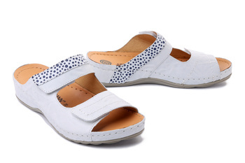 Dr. Brinkmann 700048-03 - klapki damskie białe