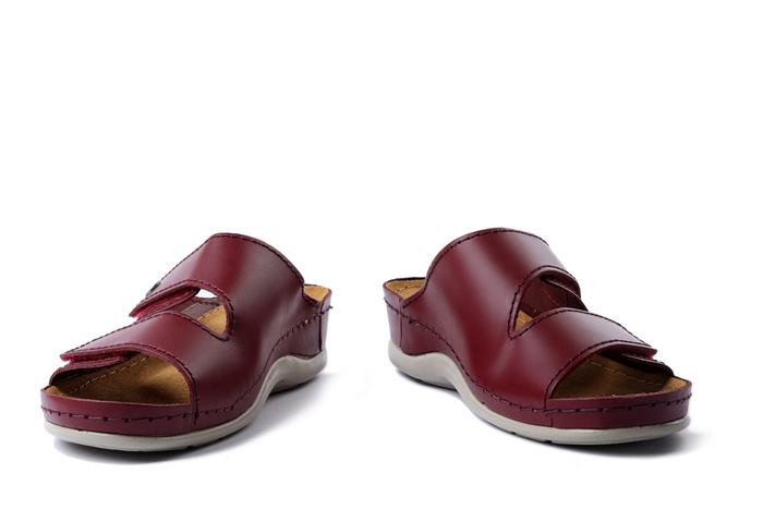 Dr. Brinkmann 700617-41 - klapki damskie bordowe