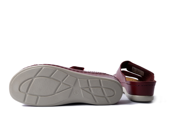 Dr. Brinkmann 700617-41 - klapki damskie bordowe