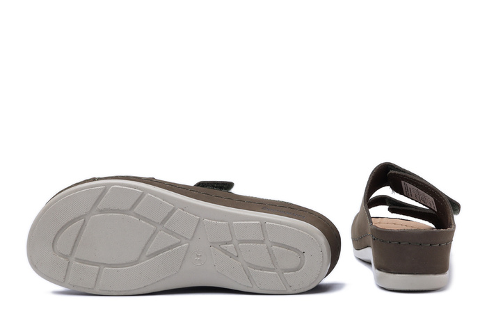 Dr. Brinkmann 700935-07 - klapki damskie khaki